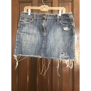 🔻Sold🔻Ann Taylor Loft 12 Distressed Denim Skirt